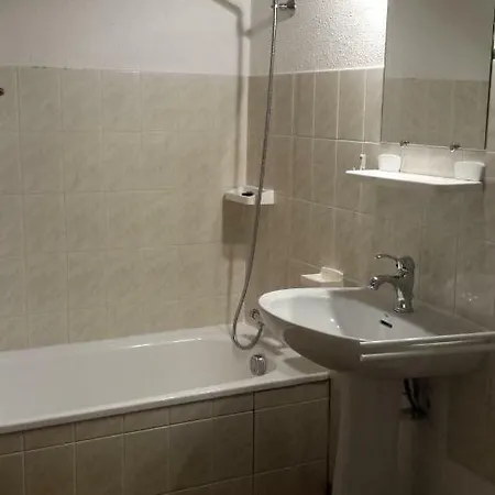 Le Refuge De La Marmotte, Du Bayle *